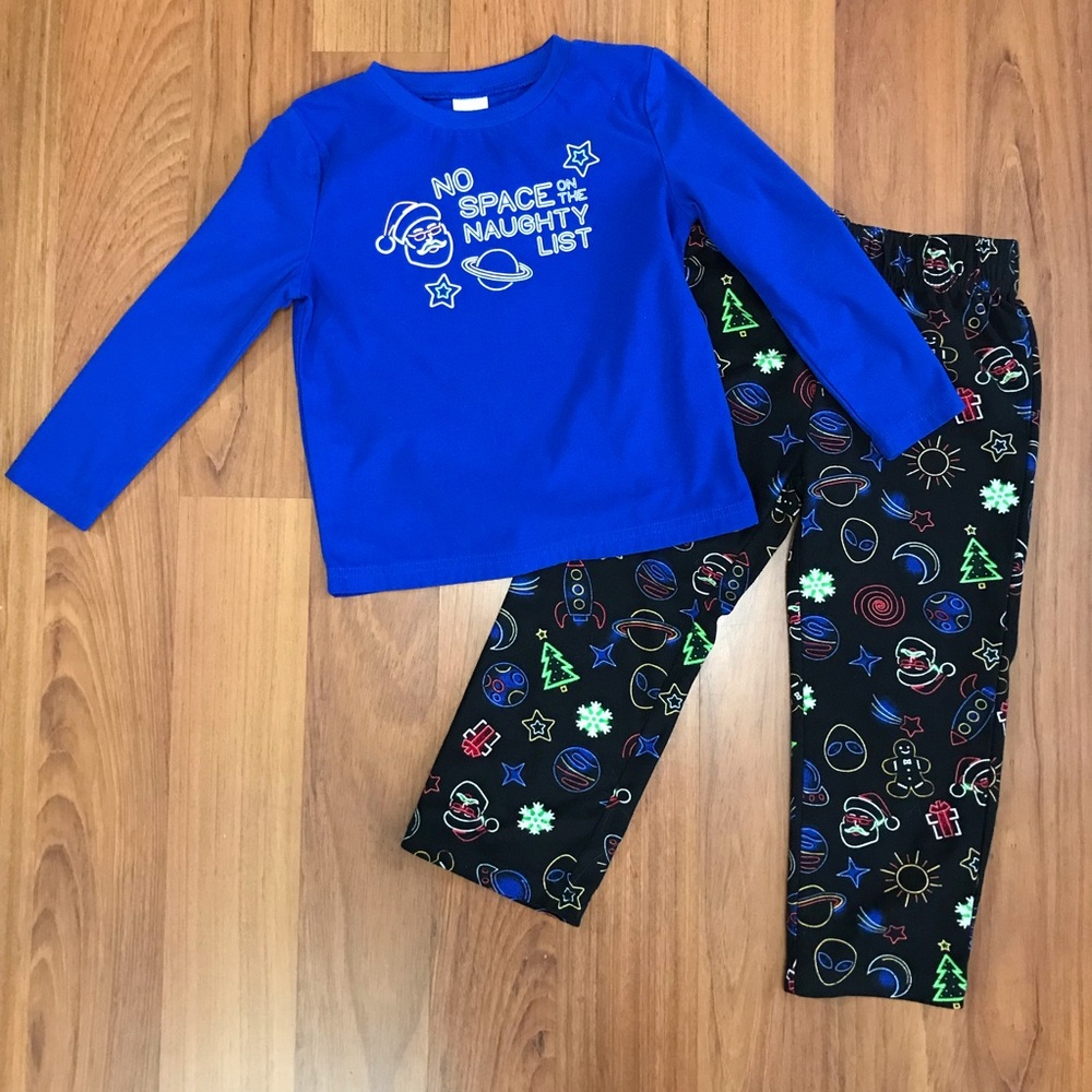 North Pole Trading Co. Kid’s Christmas Fleece Pajamas Size 4T